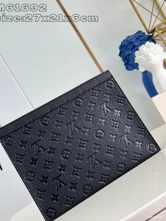 MM VUITTON LOUIS VOYAGE POCHETTE 0608